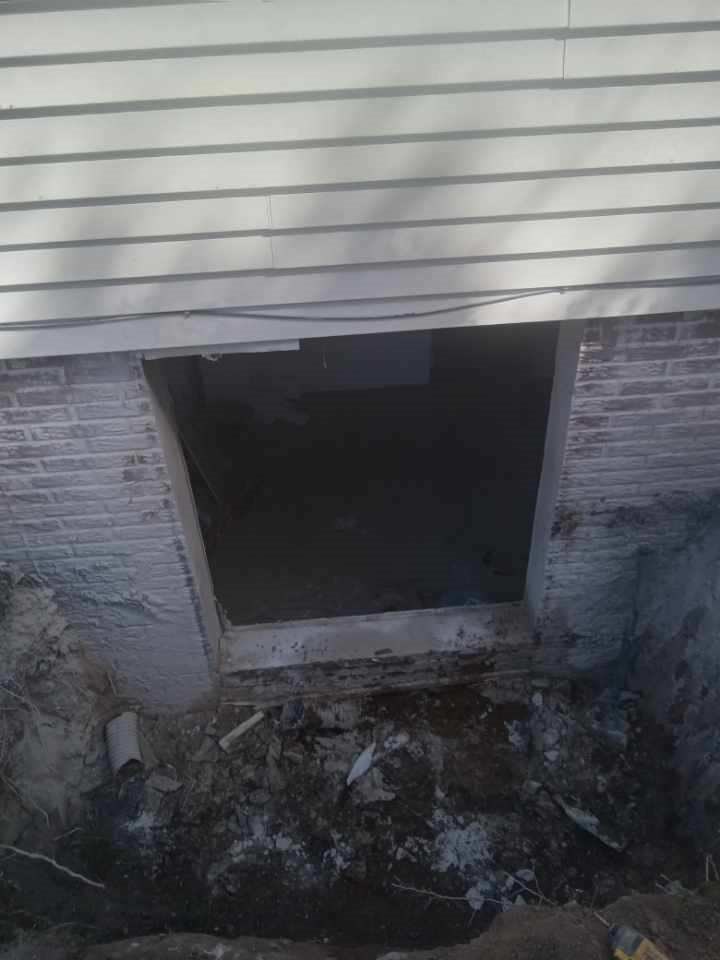 Egress Windows (2) Egress Windows 2